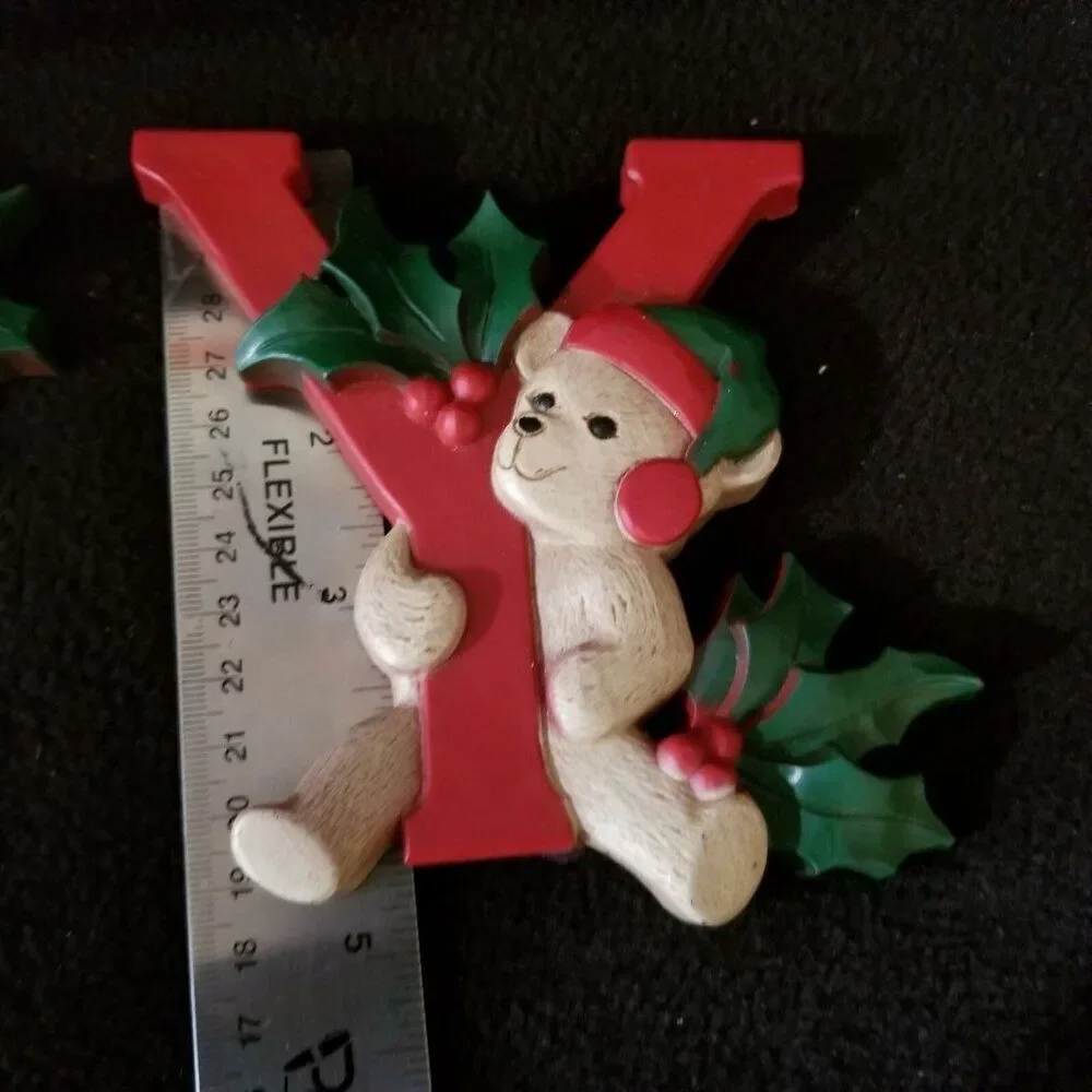 Vintage 80s Homco 1054 Christmas Joy Bears Holly Wall Hanging Plaque